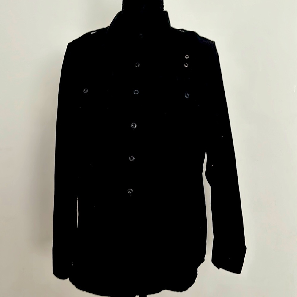 5.11 tactical series shirt min size small   Stylish and breathable